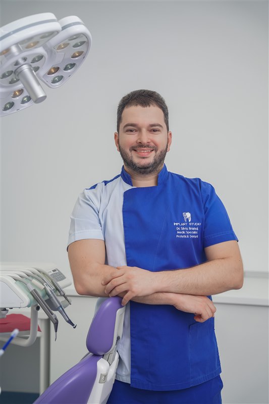 Dr. Silviu Briahnă